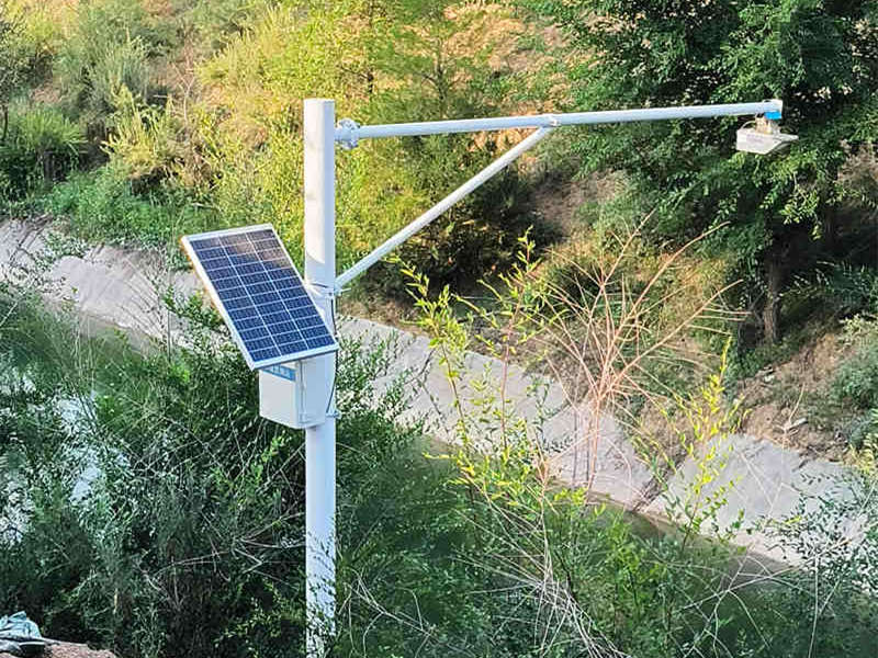 水位監(jiān)測站在內(nèi)蒙古完成安裝